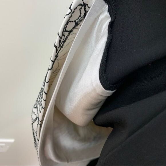 Rickie Freeman for Teri Jon B/W Embroidered Faux Leather Sheath Dress 10 - Picture 13 of 13